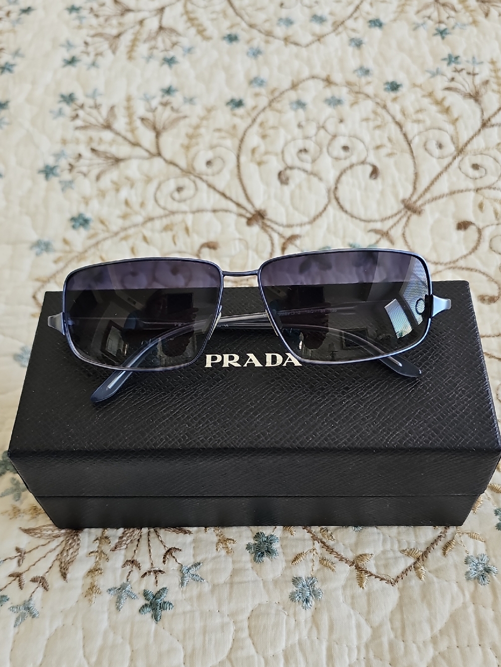 🦋2XHP🦋PRADA Vintage 1st Series Sunglasses VPR 62B 59-12 - Picture 11 of 11